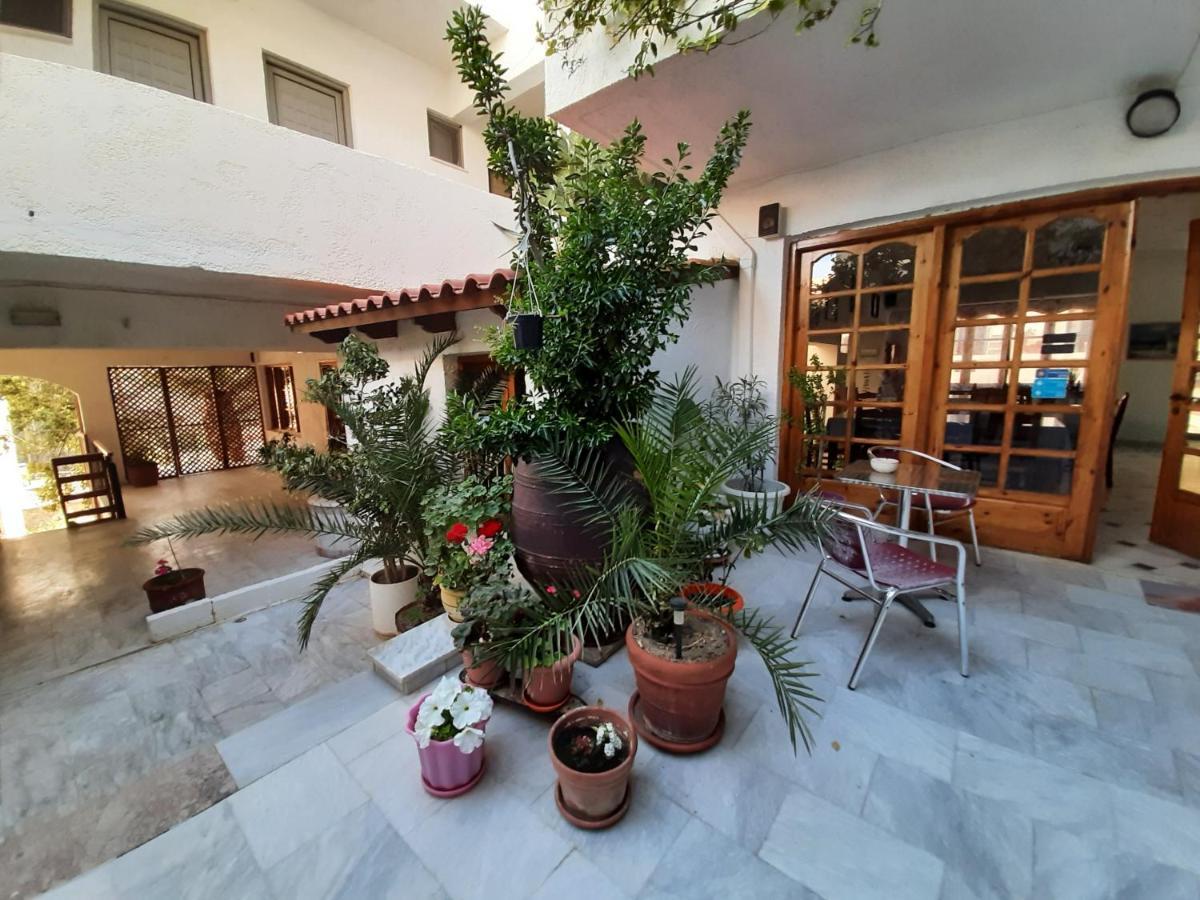 Ostria Hotel Ajía Galíni Kültér fotó