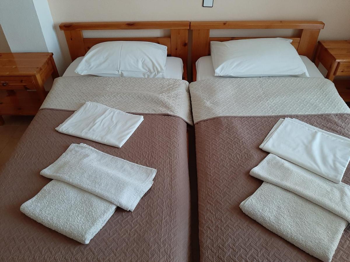 Ostria Hotel Ajía Galíni Kültér fotó