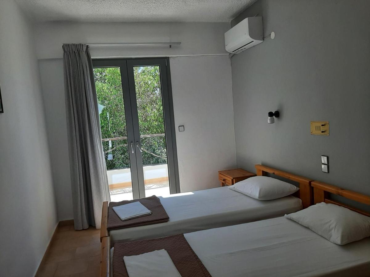 Ostria Hotel Ajía Galíni Kültér fotó