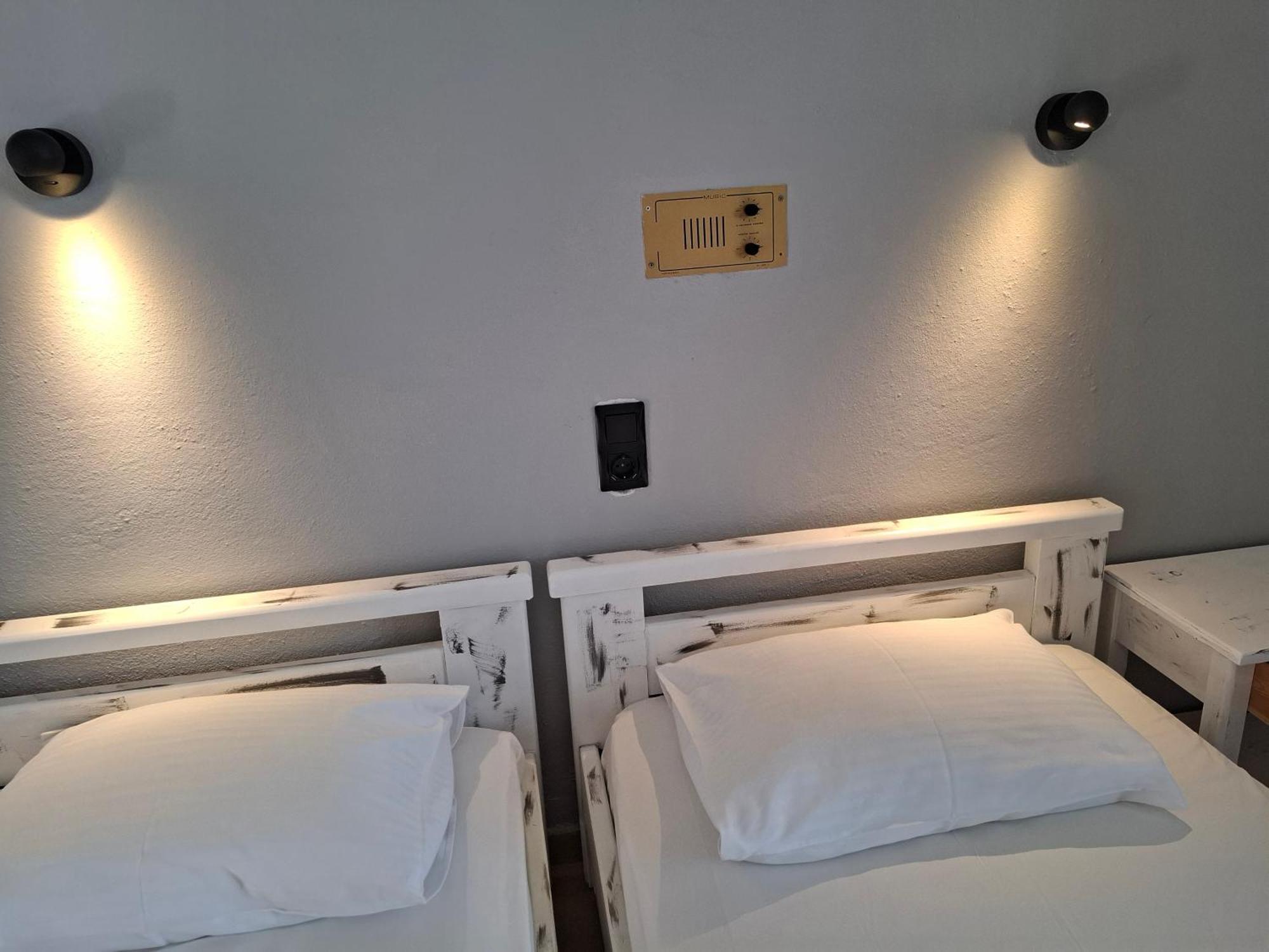 Ostria Hotel Ajía Galíni Kültér fotó
