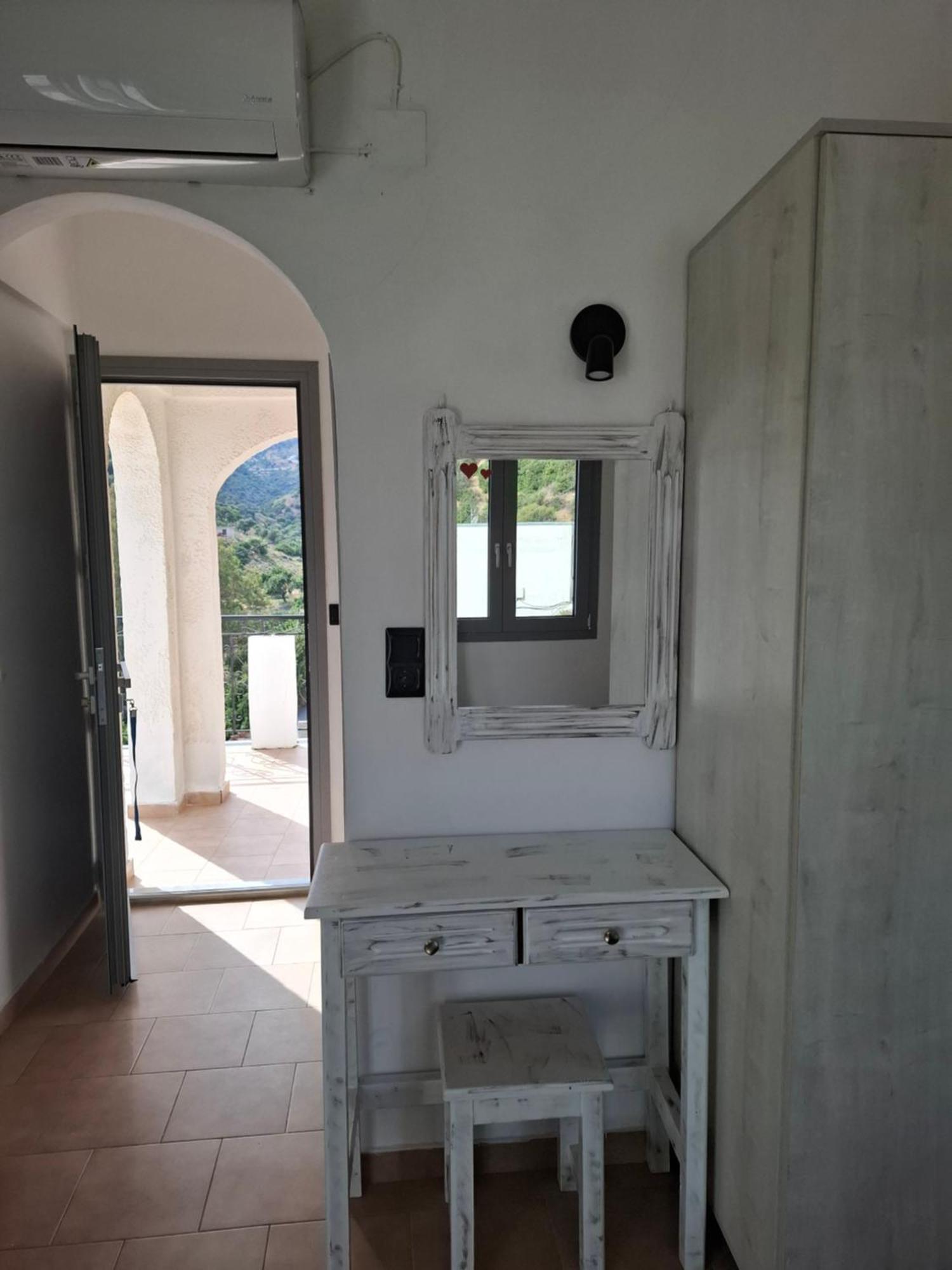 Ostria Hotel Ajía Galíni Kültér fotó