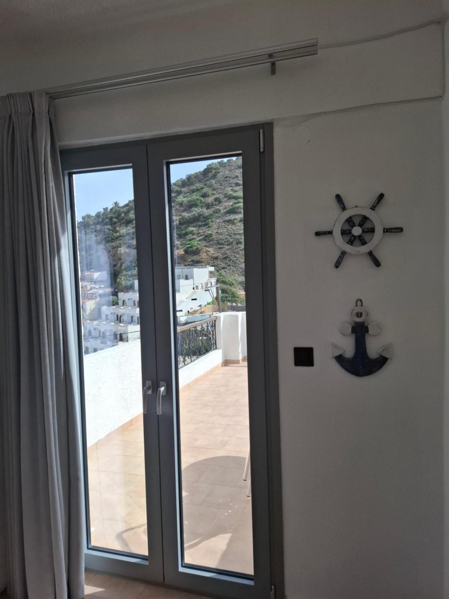 Ostria Hotel Ajía Galíni Kültér fotó