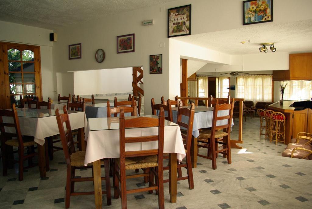 Ostria Hotel Ajía Galíni Kültér fotó